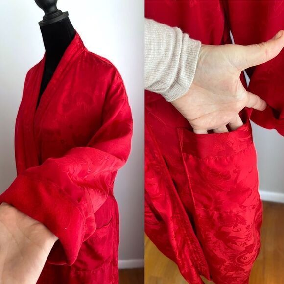 Vintage Gold label Victoria’s Secret robe Deep Scarlet Red Size S - Picture 10 of 16